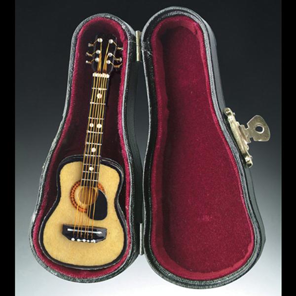 Steel String Guitar w/ Pick Guard 3